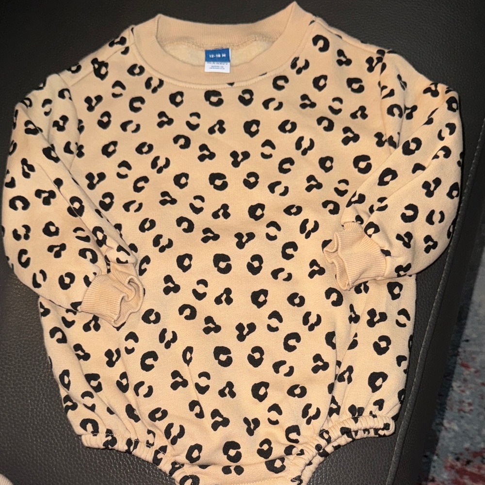 Old Navy Tan and Black Leopard Print Baby Top